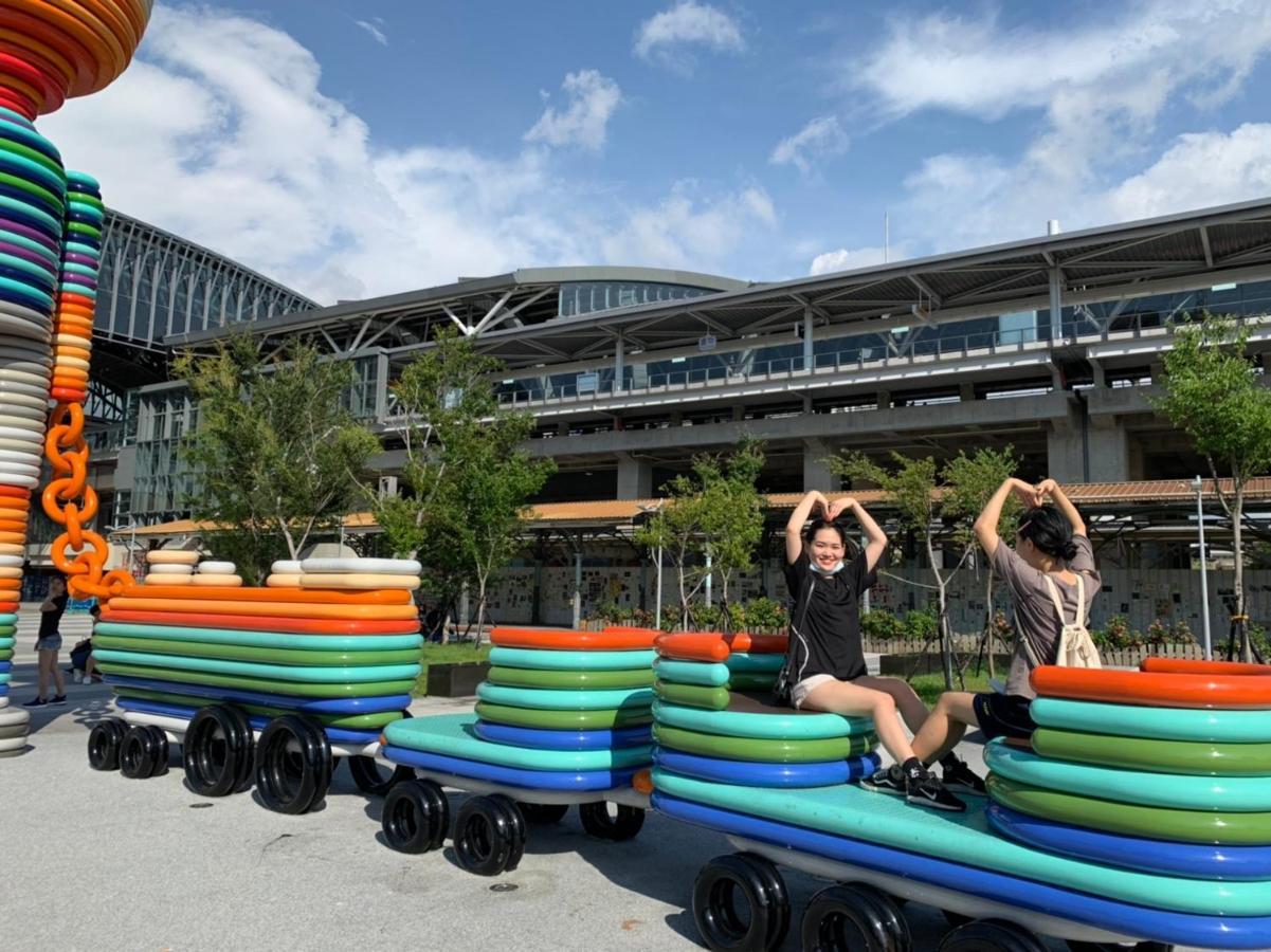 Backpacker 41 Hostel - Taichung Dış mekan fotoğraf