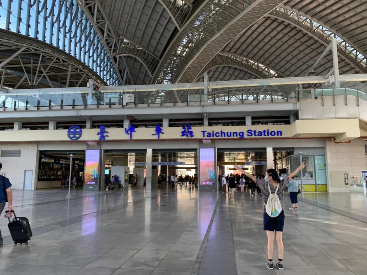 Backpacker 41 Hostel - Taichung Dış mekan fotoğraf