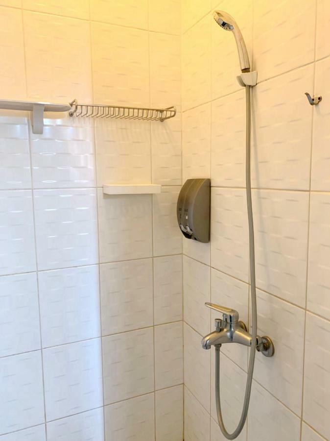 Backpacker 41 Hostel - Taichung Dış mekan fotoğraf