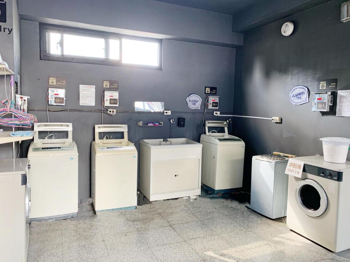 Backpacker 41 Hostel - Taichung Dış mekan fotoğraf